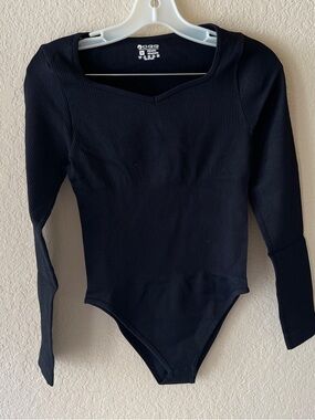 QQQ Ribbed Long Sleeve Black Bodysuit Size Medium and XLG NWOT